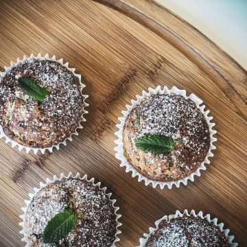 Bananmuffins med chokolade og mandler
