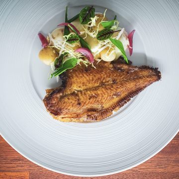 Bakskuld med stuvede kartofler