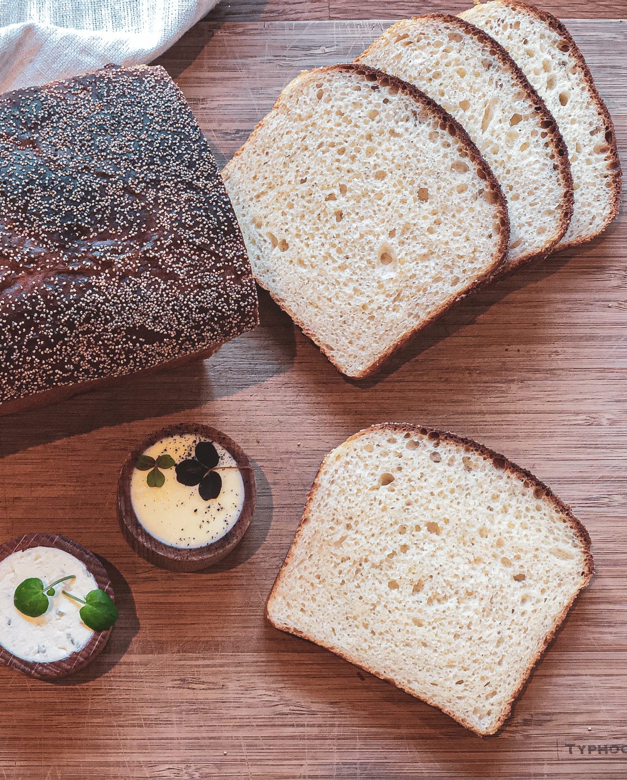 Sødmælks franskbrød med birkes - Opskrift på franskbrød