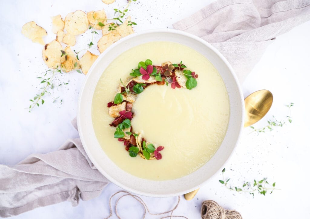 Kartoffel porre suppe - Opskrift på kartoffelsuppe med porrer