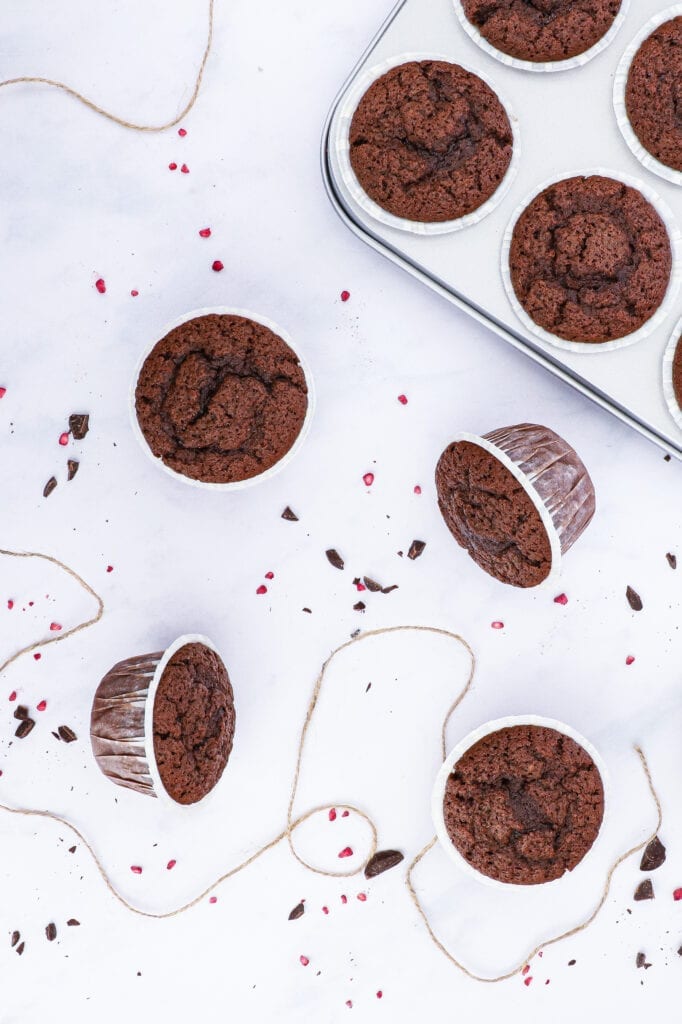 Chokolademuffins - Opskrift på svampede chokolademuffins
