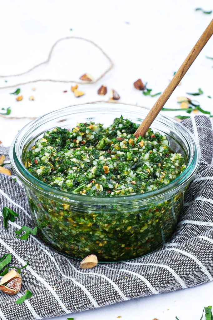 Grønkålspesto - Opskrift på hjemmelavet pesto med grønkål