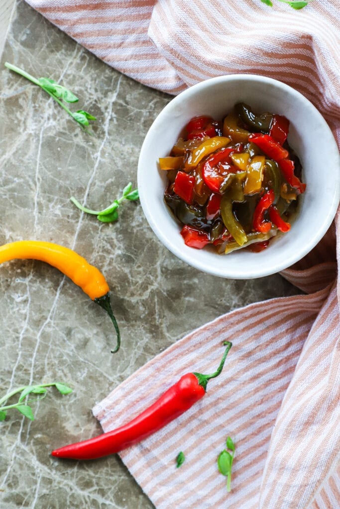Sød syltede peberfrugter med chili - Opskrift på syltet chili