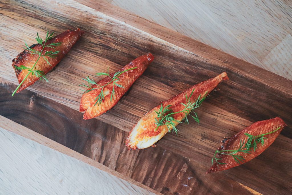 Opskrift på en fantastisk appetizer, - sprødstegt bakskuld på smørristet rugbrød