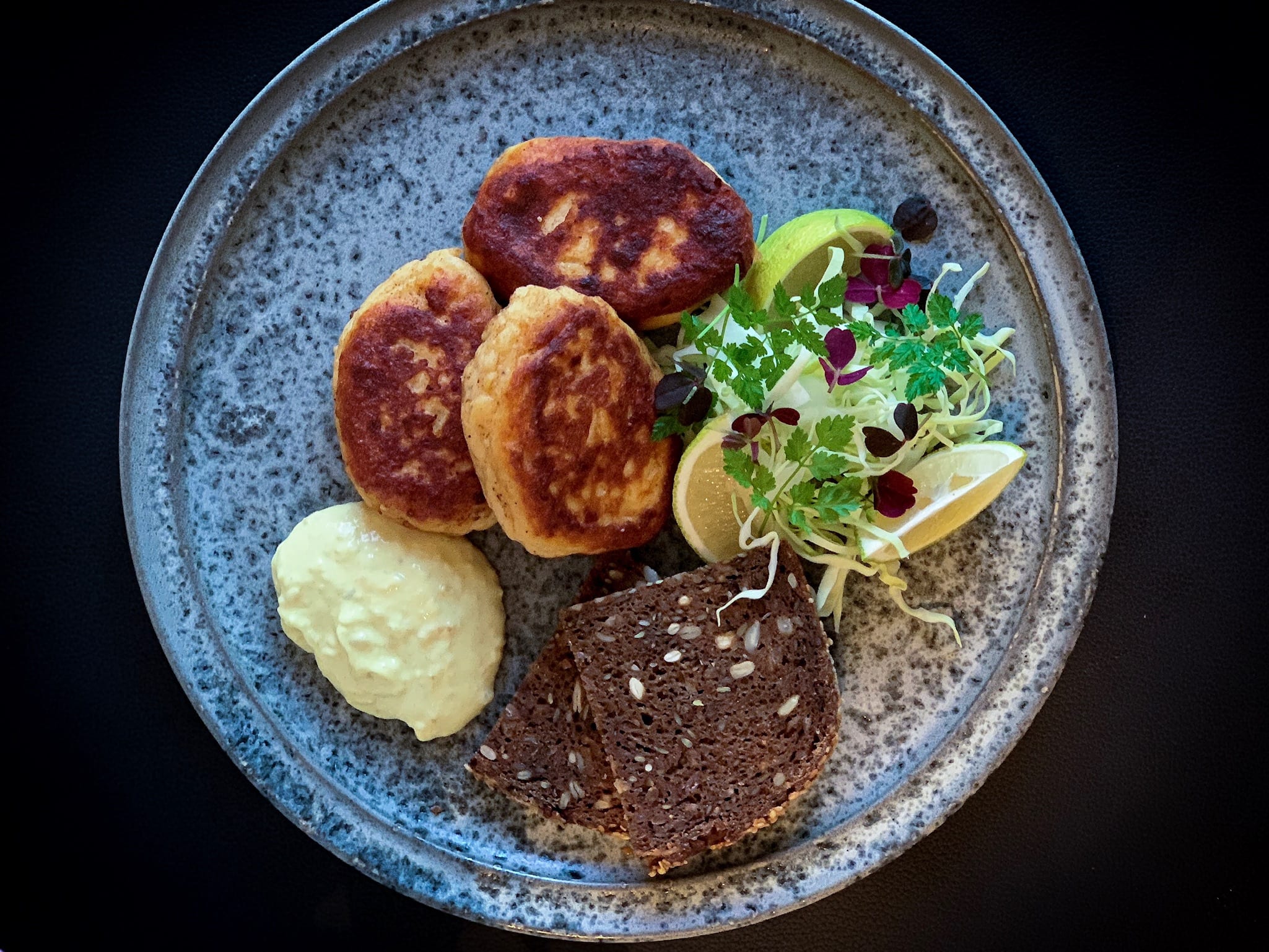 Opskrift på fiskefrikadeller med laks