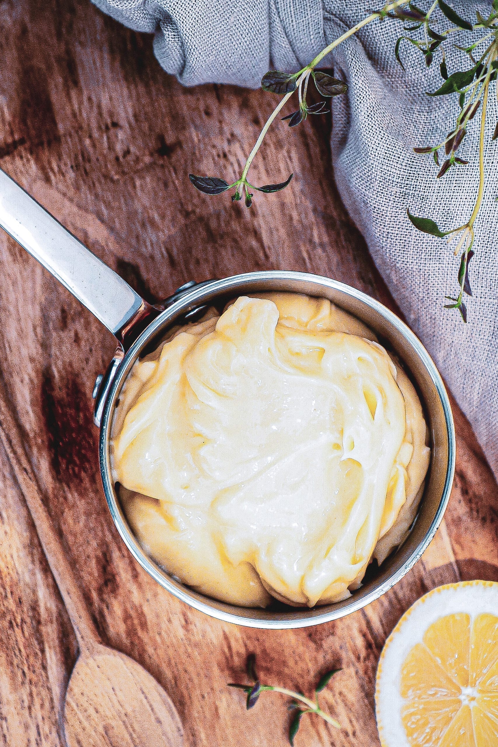 Hjemmelavet mayonnaise - Opskrift på hjemmerørt mayonnaise