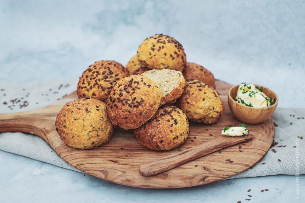 Opskrift på gulerodsboller med spelt