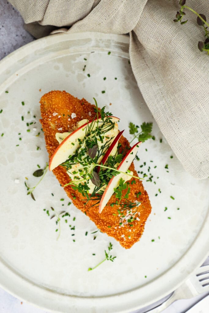 Rødspættefilet - Opskrift på fiskefilet med hjemmelavet remoulade