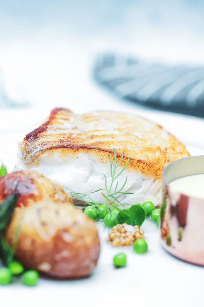 Stegt pighvar - Opskrift på stegt pighvar med hollandaise
