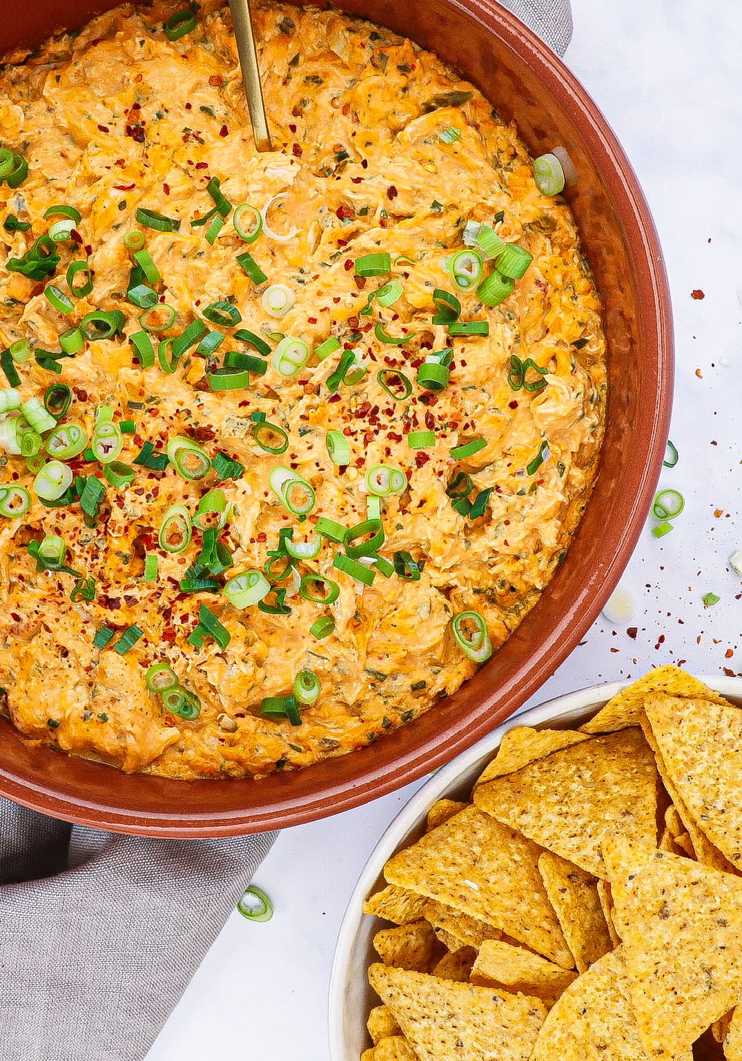 Buffalo chicken dip - Opskrift på chili cheese tops oste dip