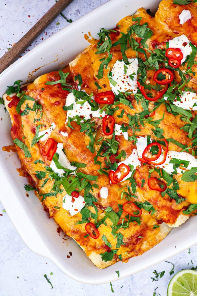 Mexicanske enchiladas - Opskrift med krydret oksekød og grønt