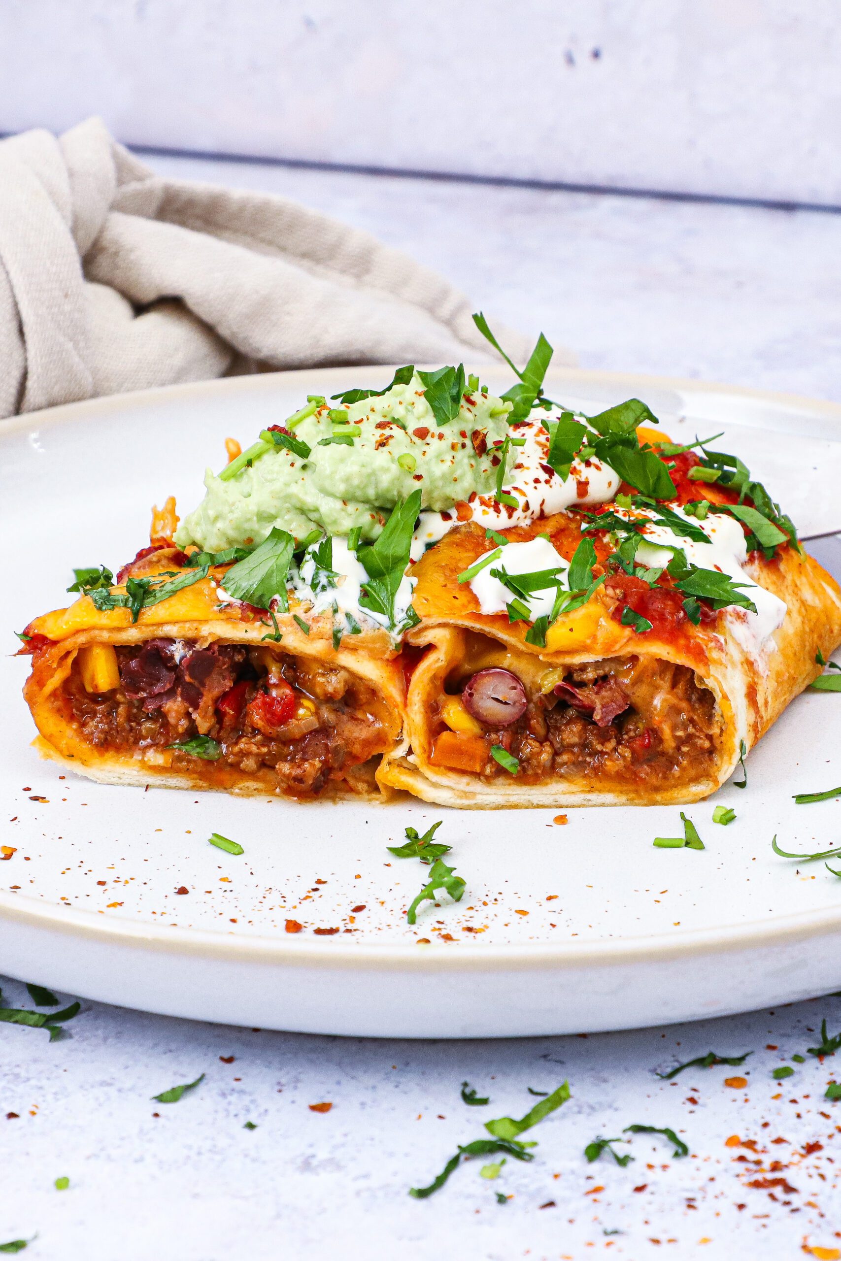 Mexicanske enchiladas - Opskrift med krydret oksekød og grønt