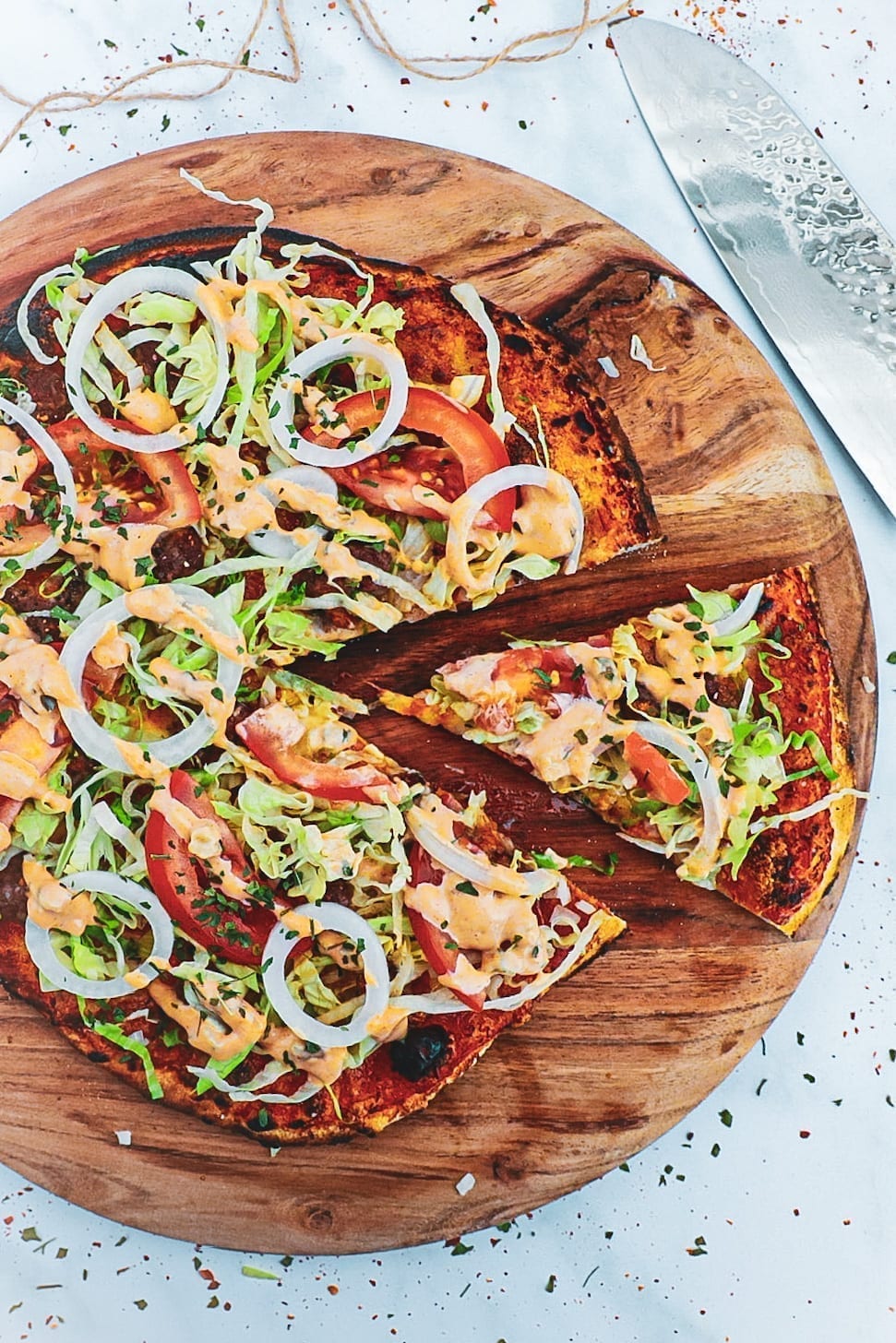Burger pizza - Opskrift på pizza med burger topping