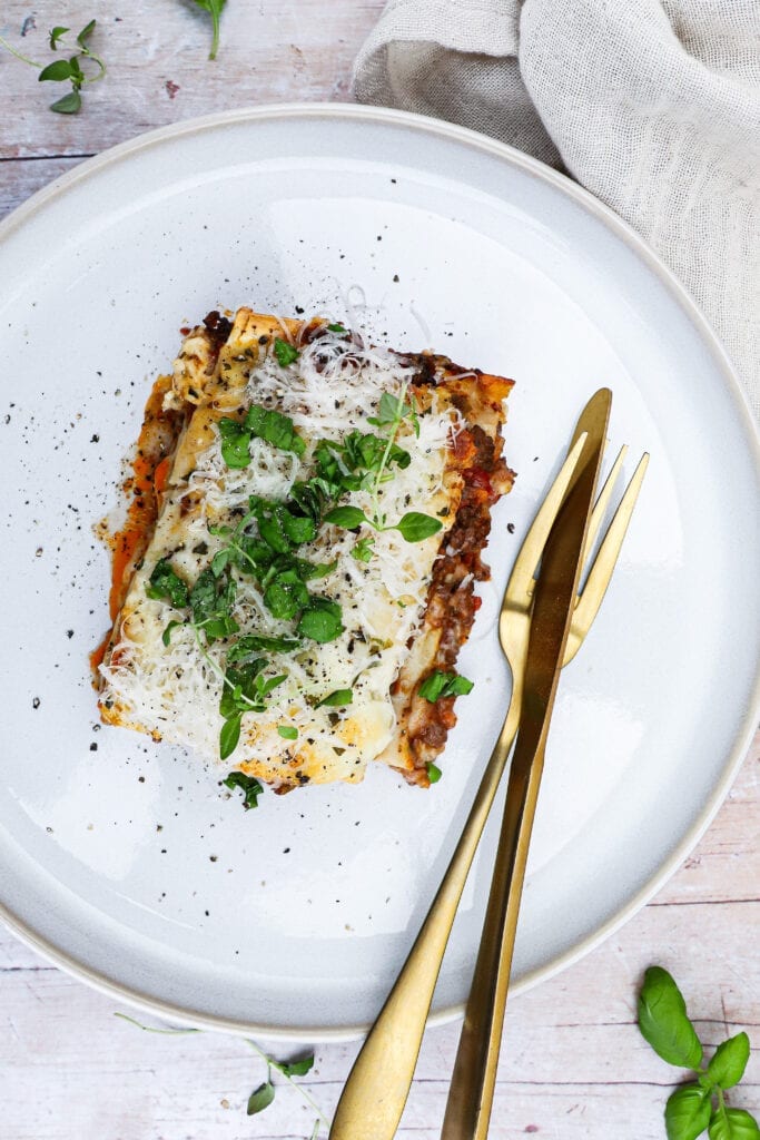 Lasagne med hjemmelavede lasagneplader - Opskrift på lasagne
