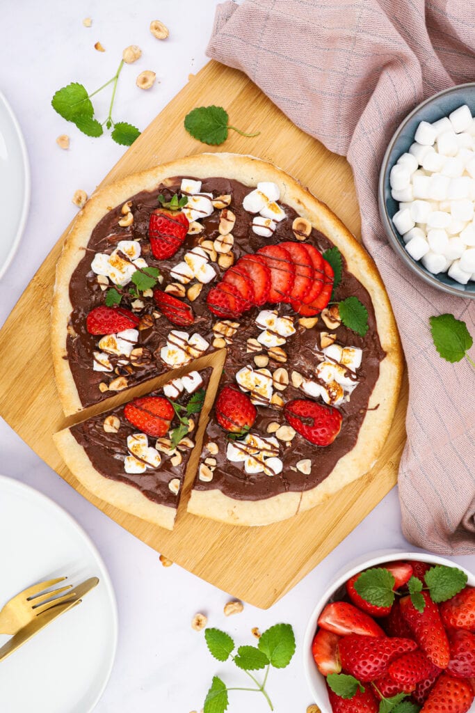 Nutellapizza - Opskrift på dessertpizza med chokolade