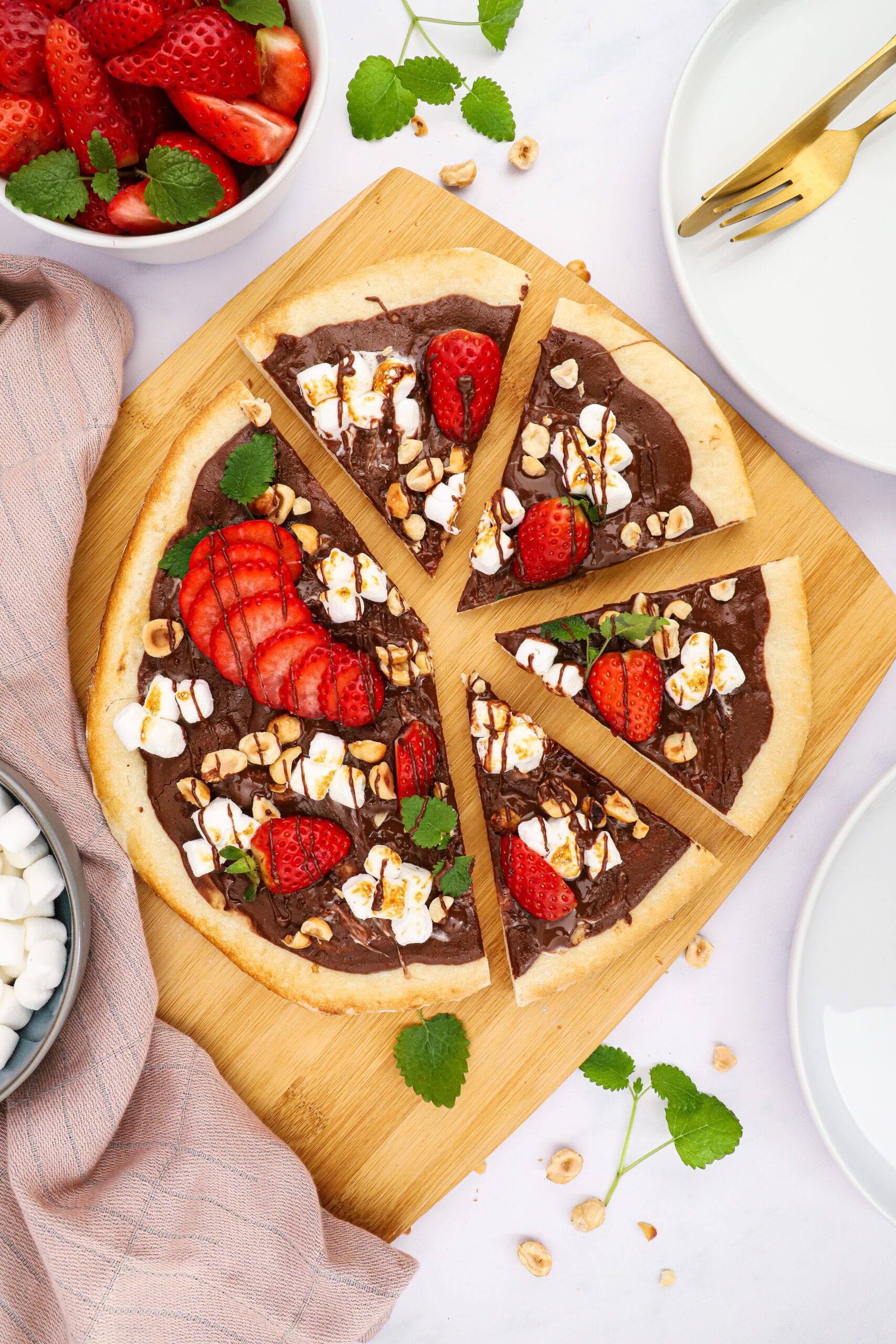 Nutellapizza - Opskrift på dessertpizza med chokolade