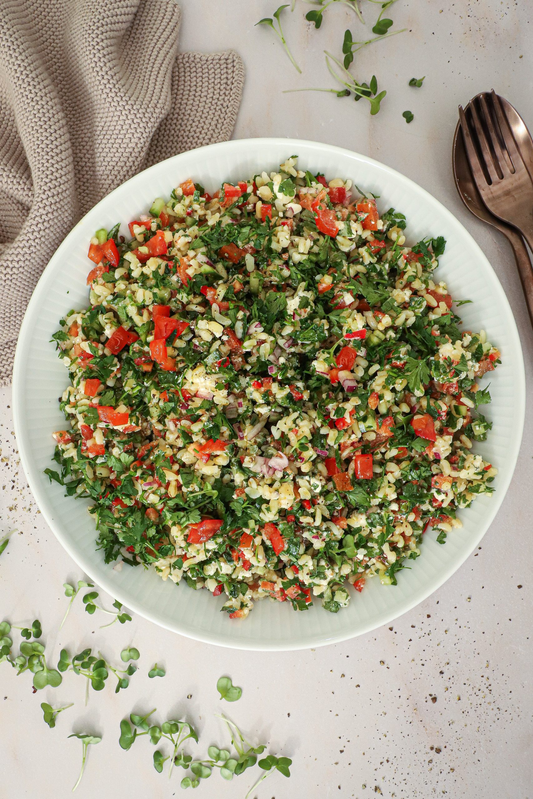 Græsk bulgursalat - Opskrift på græsksalat med bulgur