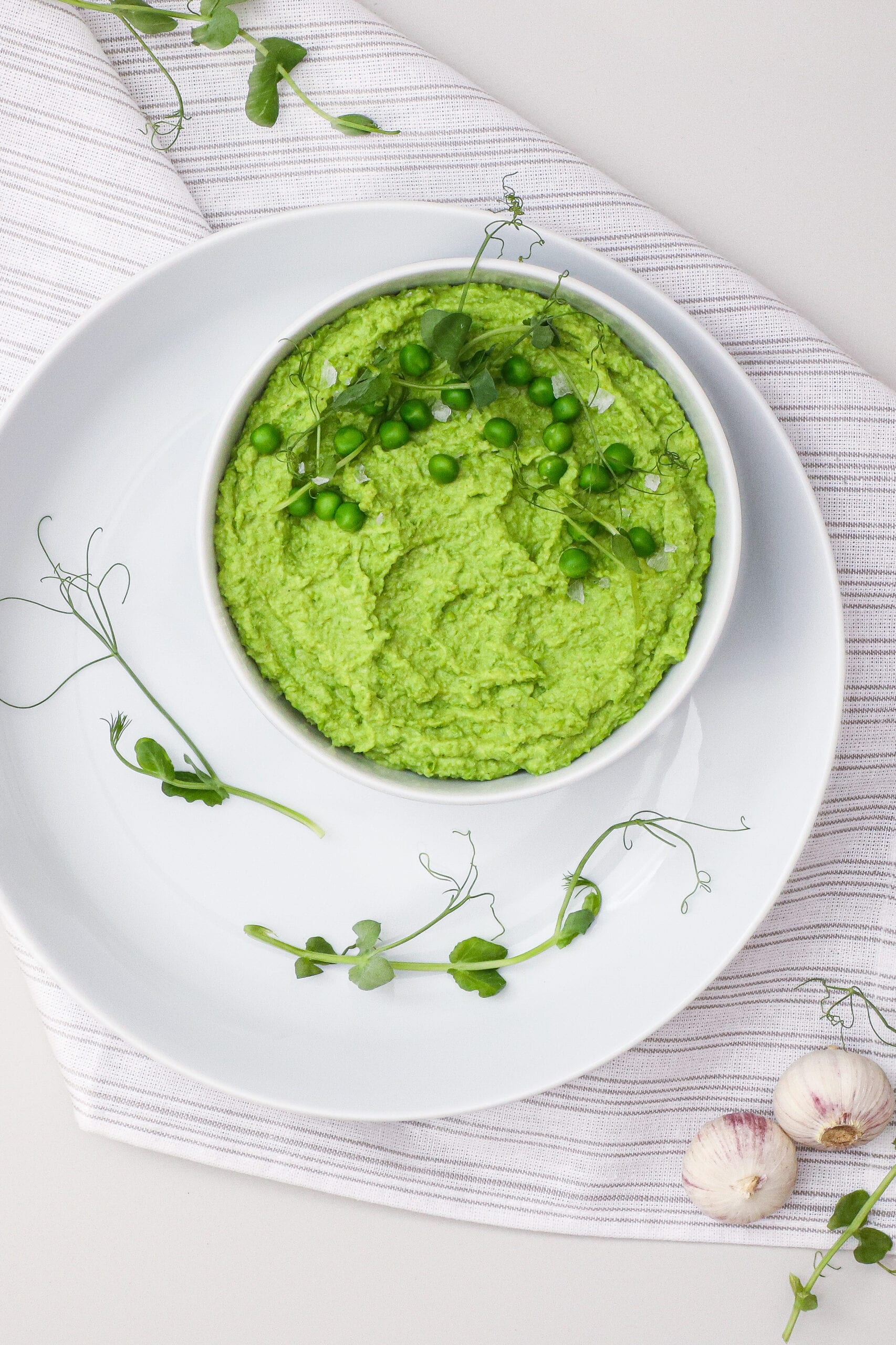 Ærtehummus - Opskrift på nem og lækker ærtehummus på 10 min.