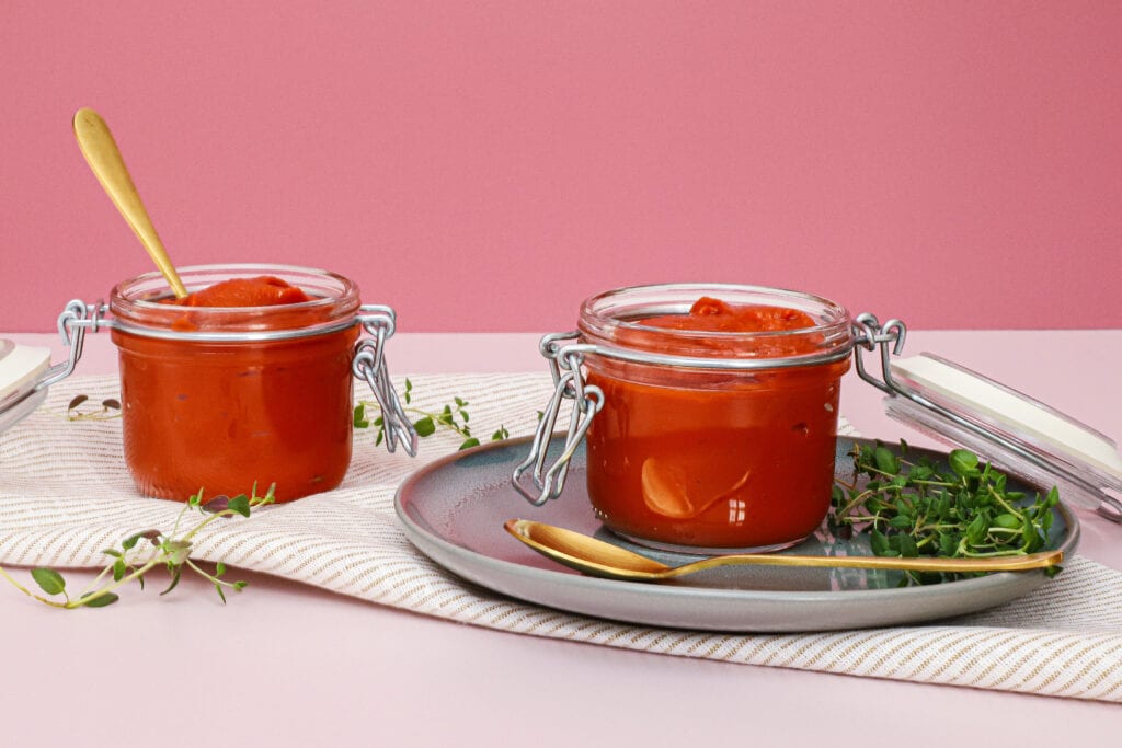Hjemmelavet ketchup - Opskrift på tomat ketchup