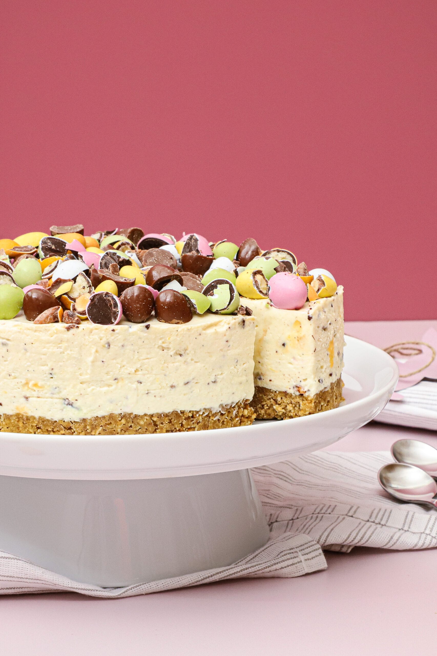Påske cheesecake - Opskrift på cheesecake med citron og chokolade