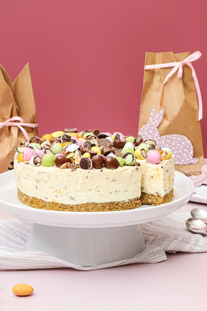 Påske cheesecake - Opskrift på cheesecake med citron og chokolade