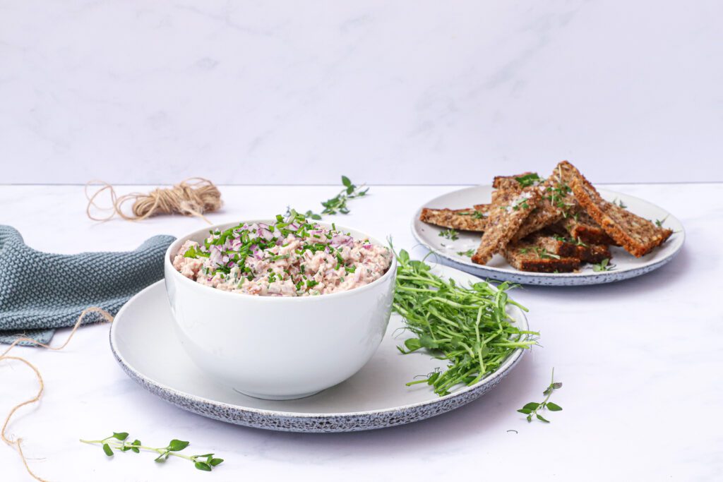 Skinkesalat - Opskrift på klassisk skinkesalat