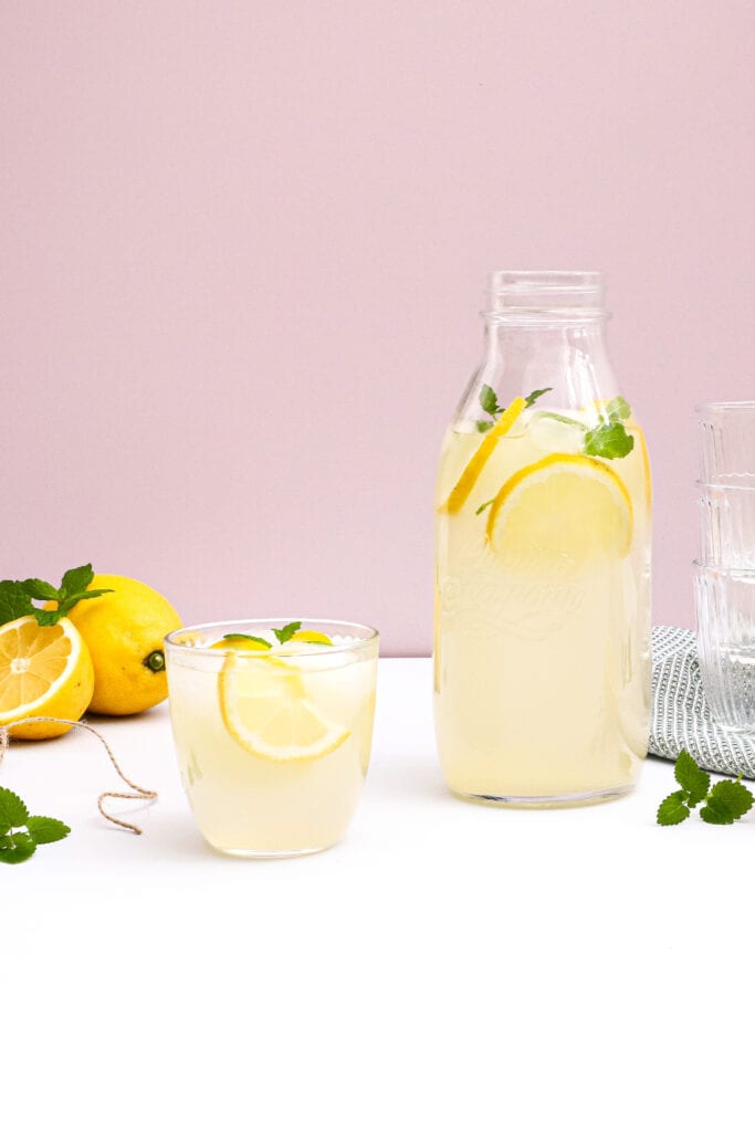 Limonade - Opskrift på klassisk lemonade med citron