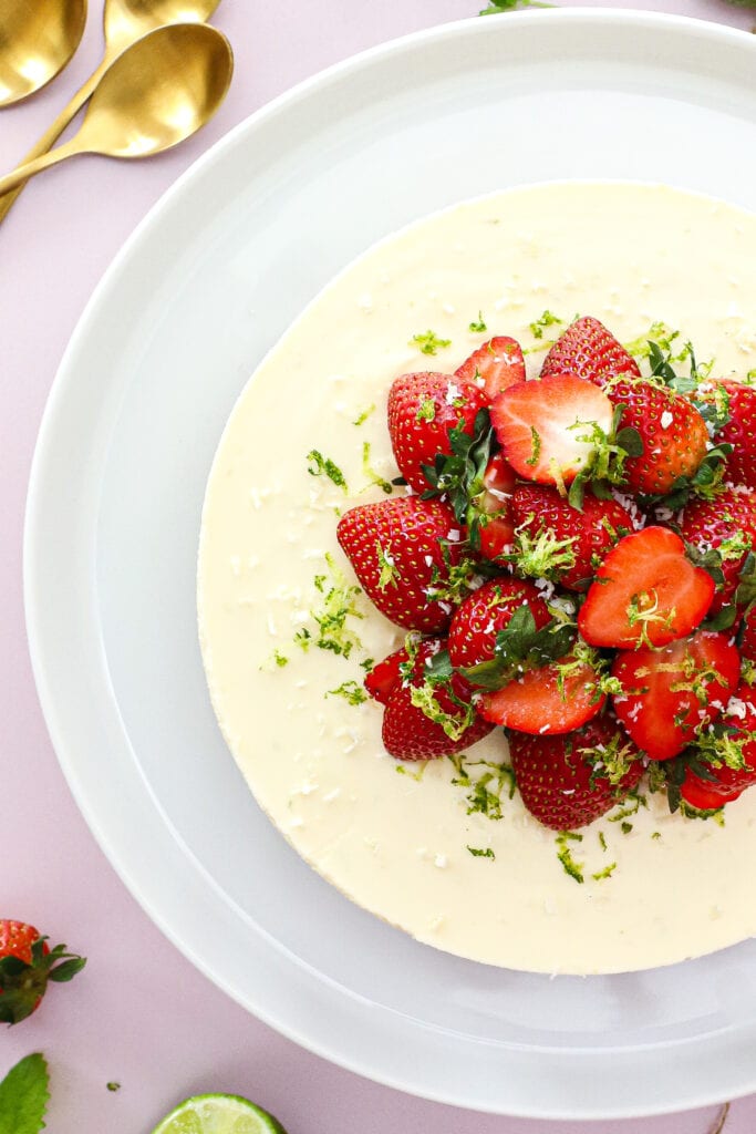 Lime cheesecake - Opskrift på cheesecake med lime og jordbær