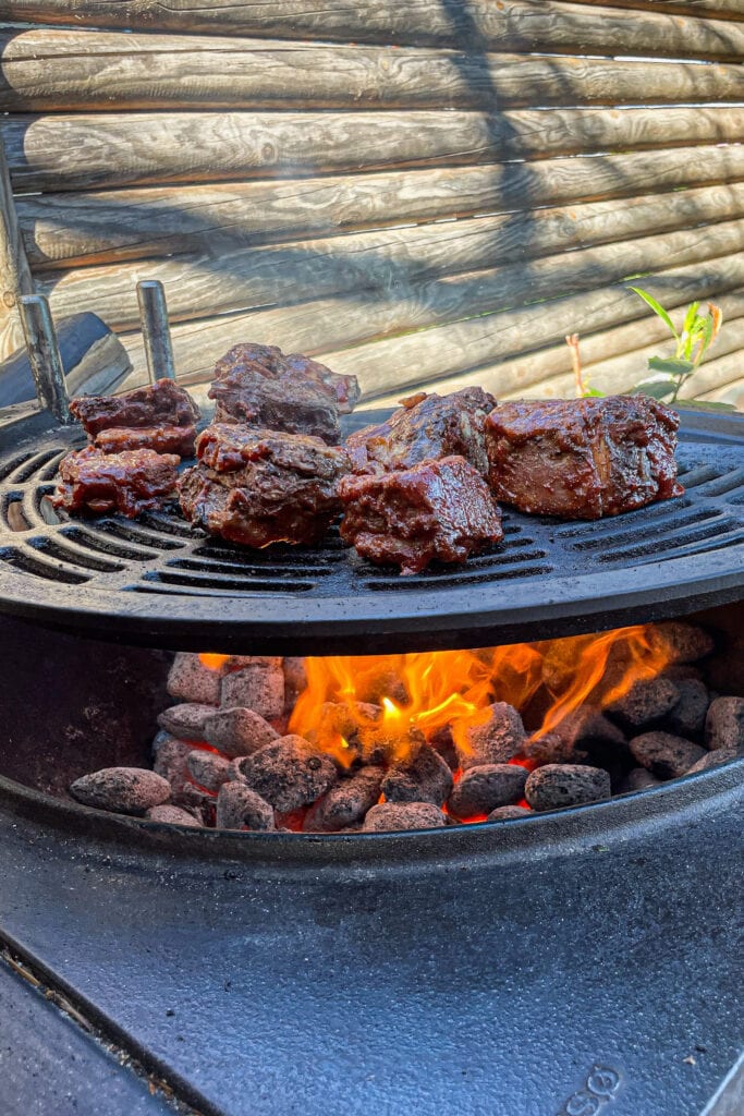 Barbecue Short Ribs - Opskrift på barbecuemarinerede Short Ribs
