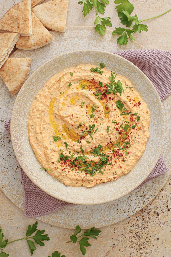 Haydari med bagte peberfrugter - Opskrift på feta dip