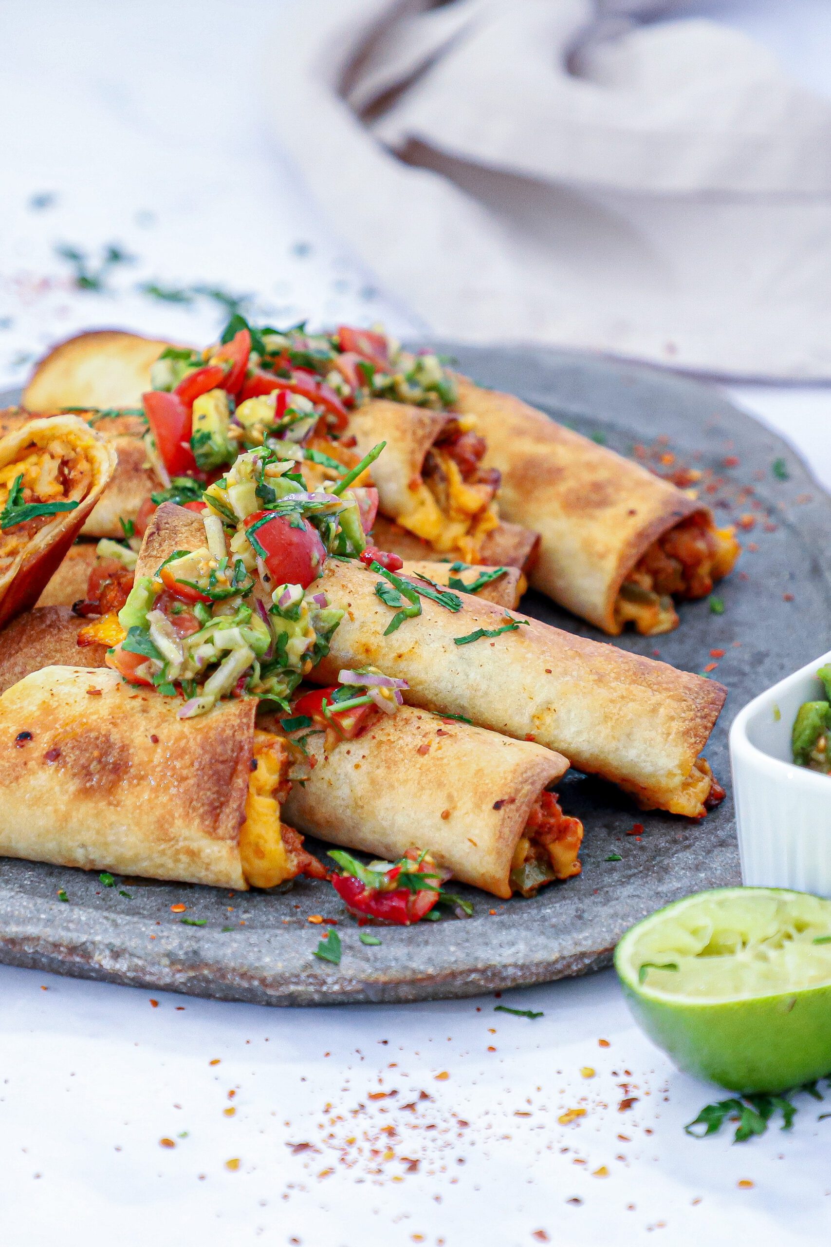 Sprøde tortilla ruller - Opskrift på taquitos med kylling