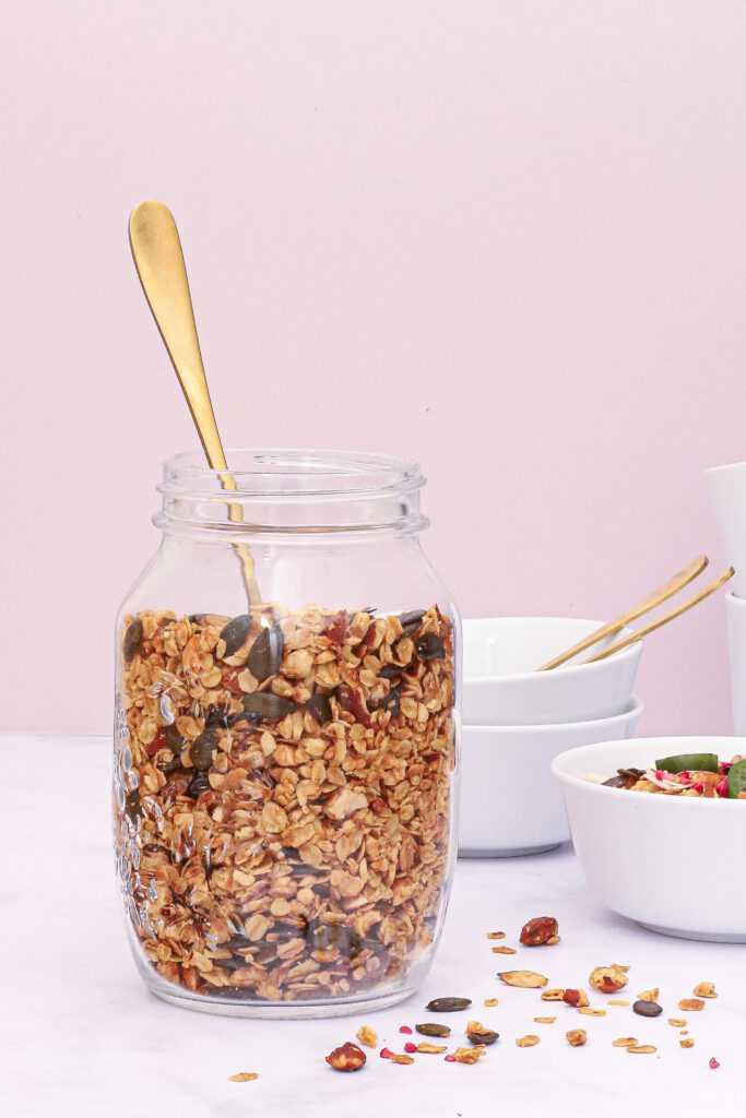 Granola - Opskrift på hjemmelavet müsli