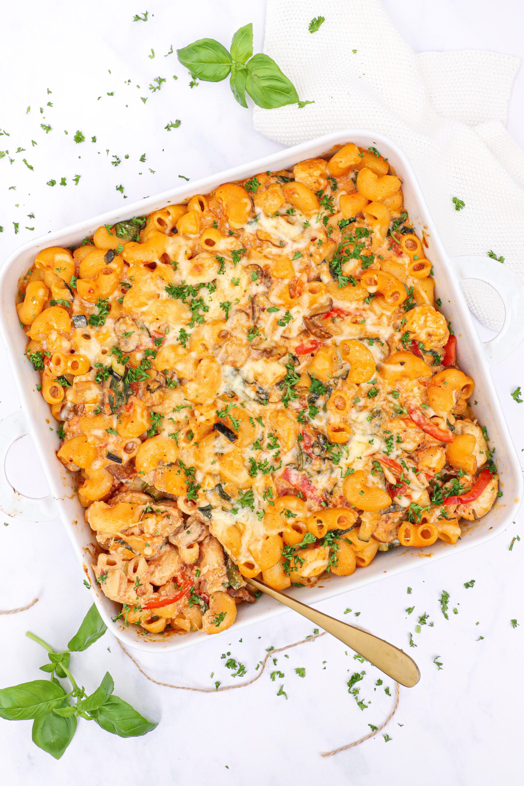 Pasta al Forno - Bagt pasta med kylling, grøntsager og ricotta