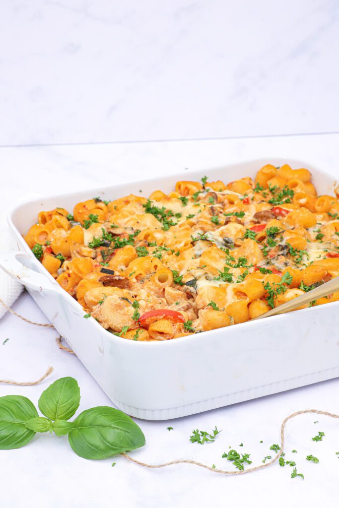 Pasta al Forno - Bagt pasta med kylling, grøntsager og ricotta