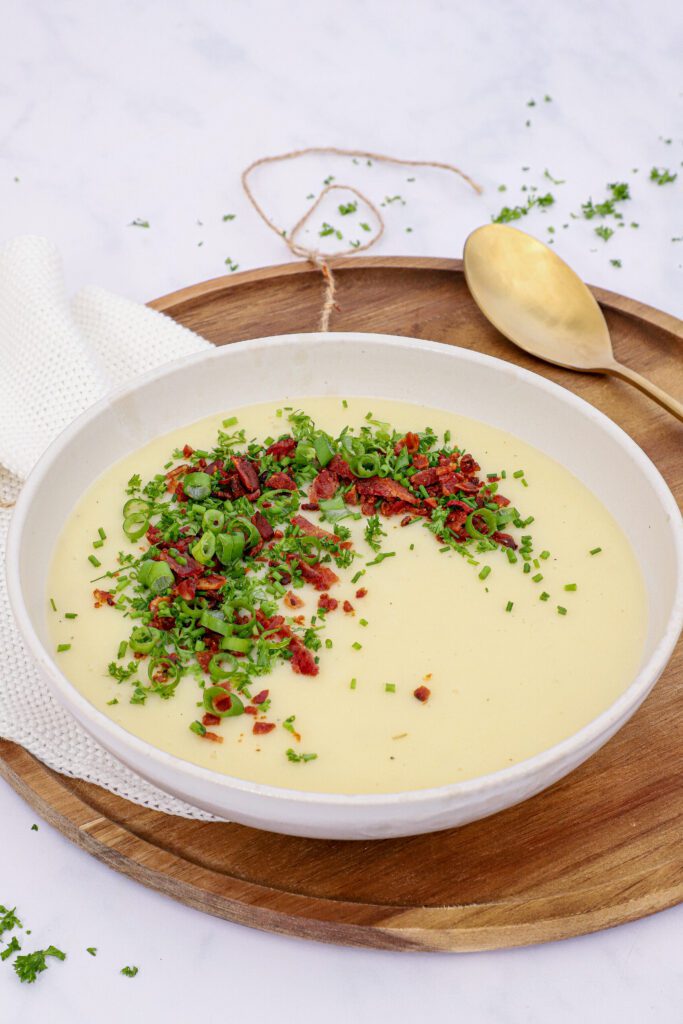 Kartoffelsuppe med blomkål - Opskrift på kartoffel blomkålssuppe