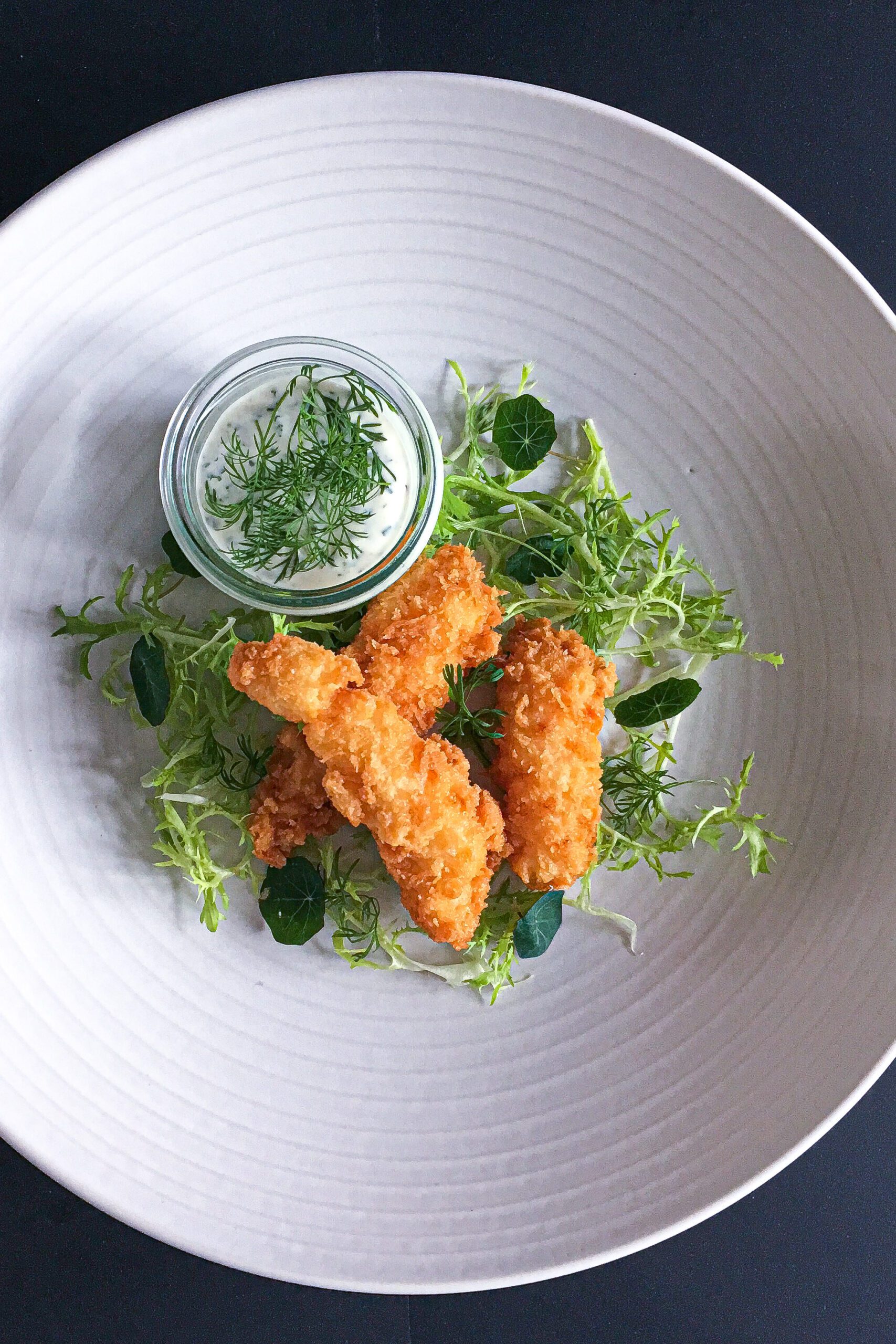Panko friterede jomfruhummerhaler med tatarsauce - Opskrift