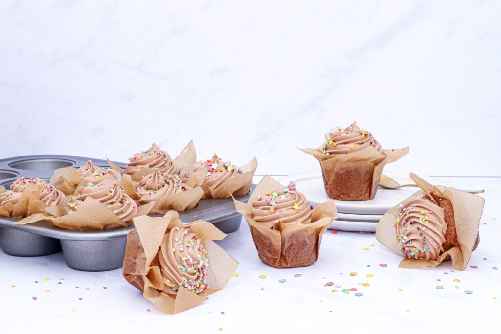 Kanelmuffins med kaffefrosting - Opskrift på kanelkage muffins