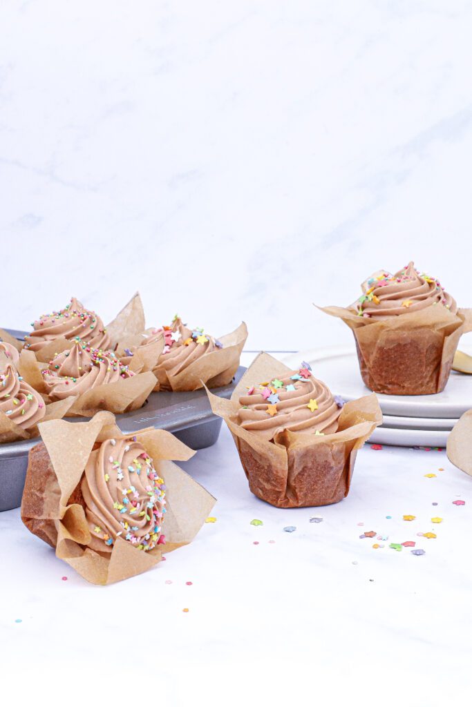 Kanelmuffins med kaffefrosting - Opskrift på kanelkage muffins