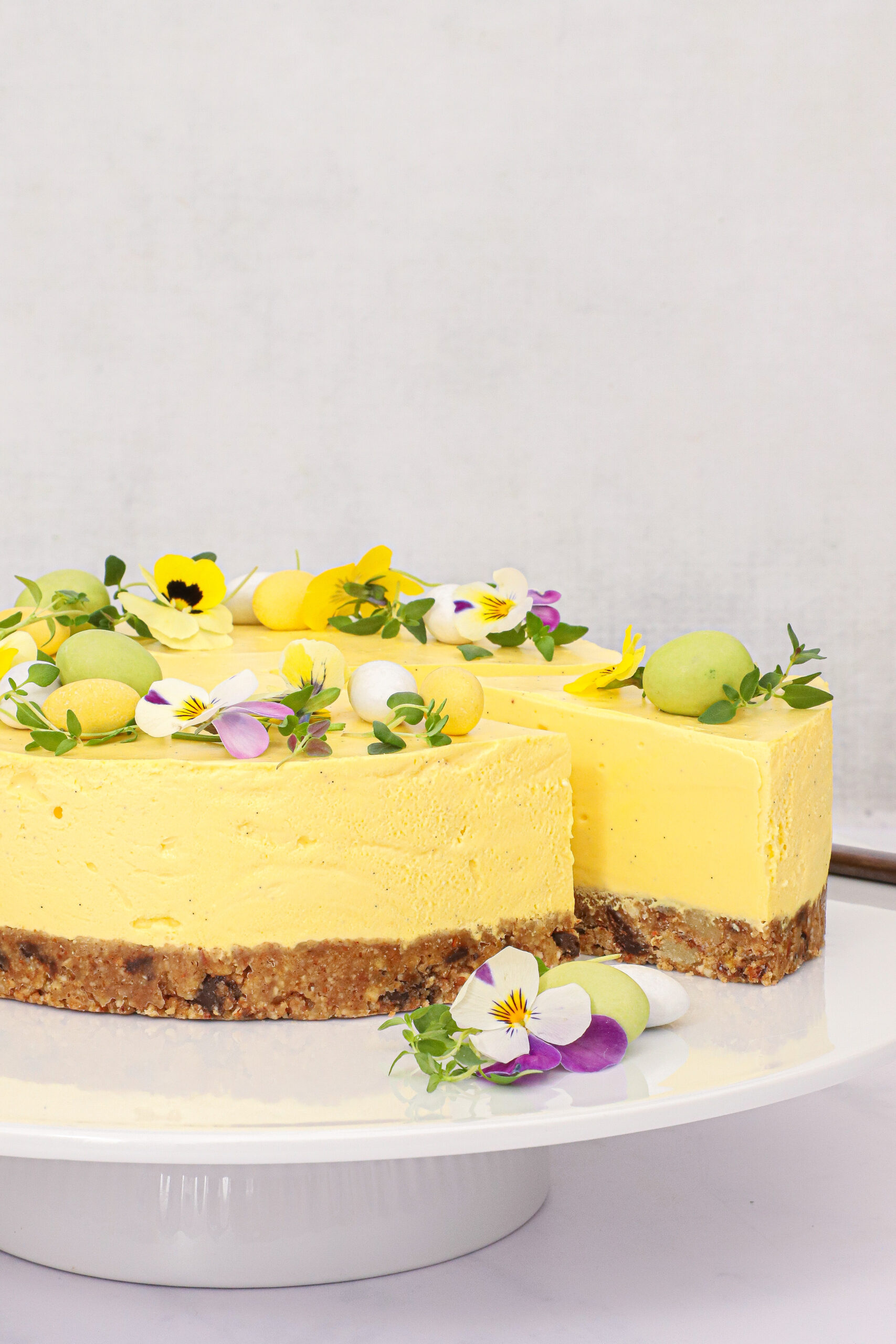 Cheesecake med citron, chokolade og marcipan - Påskekage