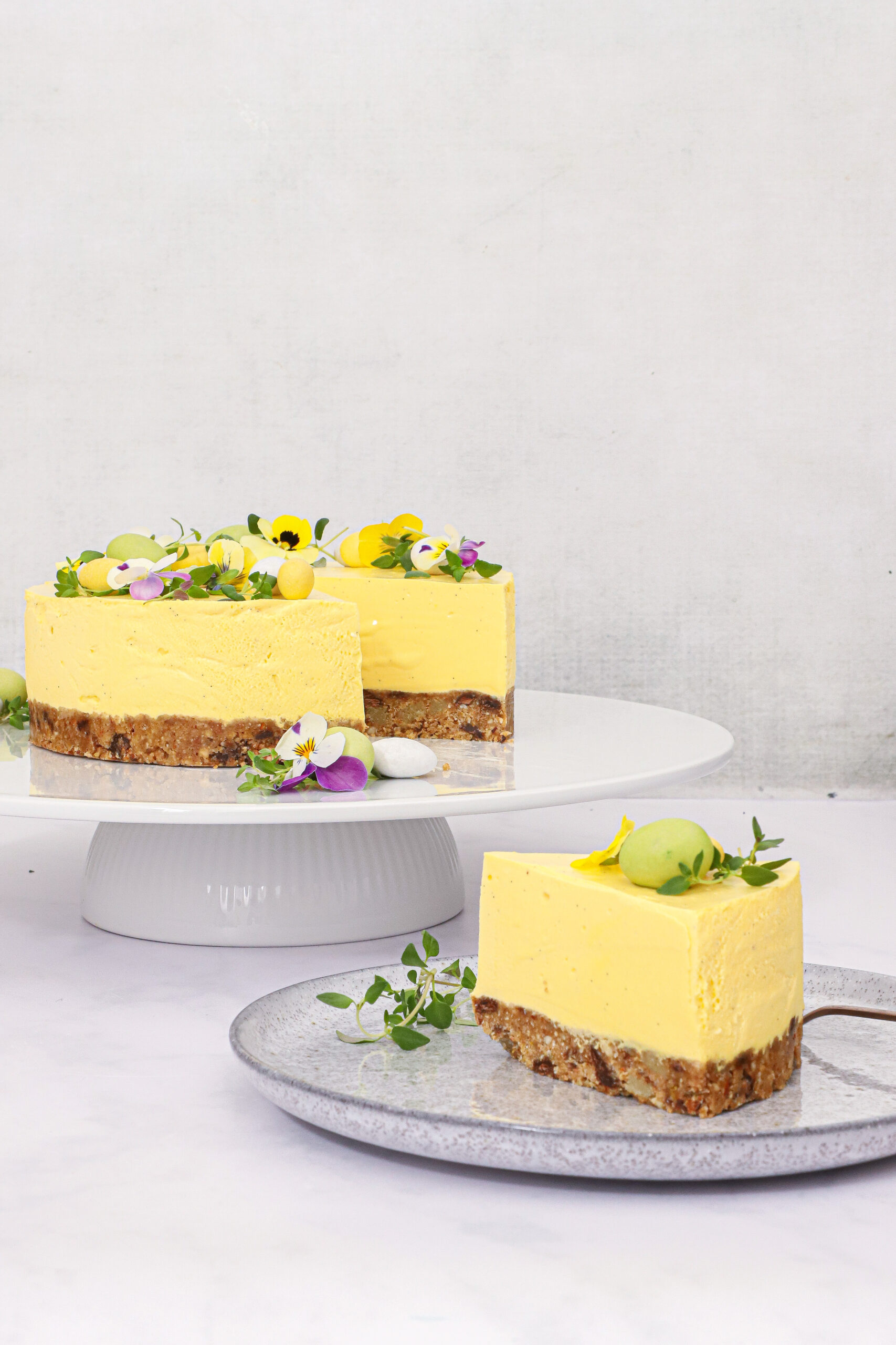 Cheesecake med citron, chokolade og marcipan - Påskekage
