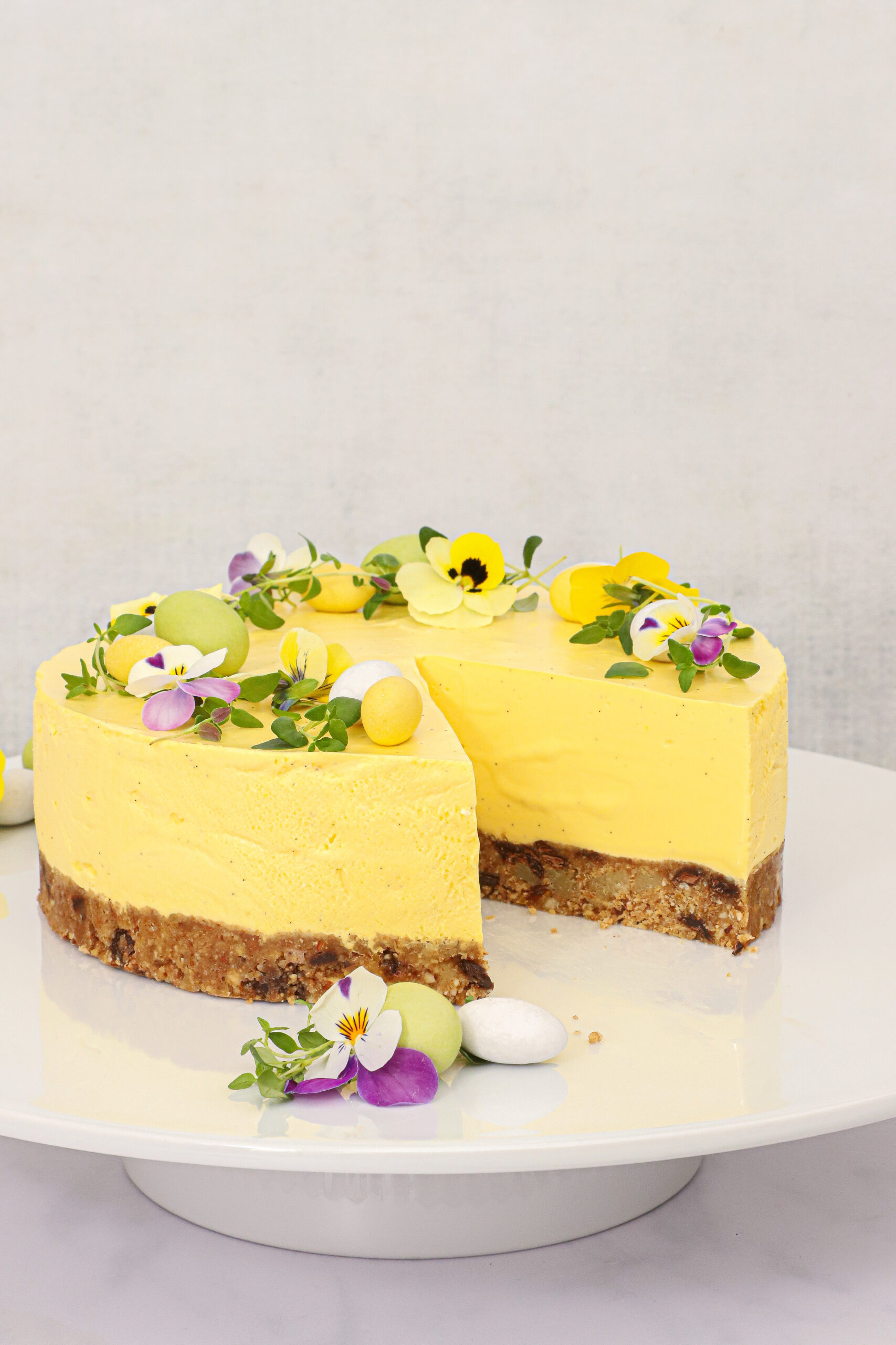 Cheesecake med citron, chokolade og marcipan - Påskekage