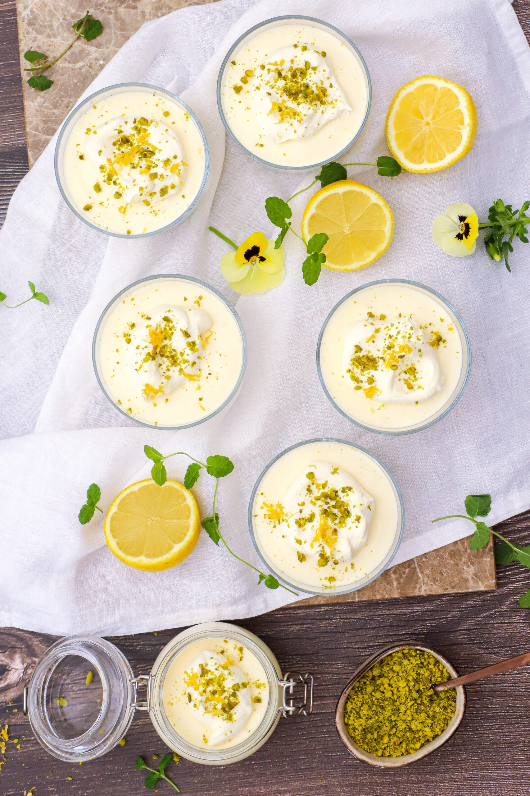 Citronfromage - Opskrift på citronfromage med flødeskum