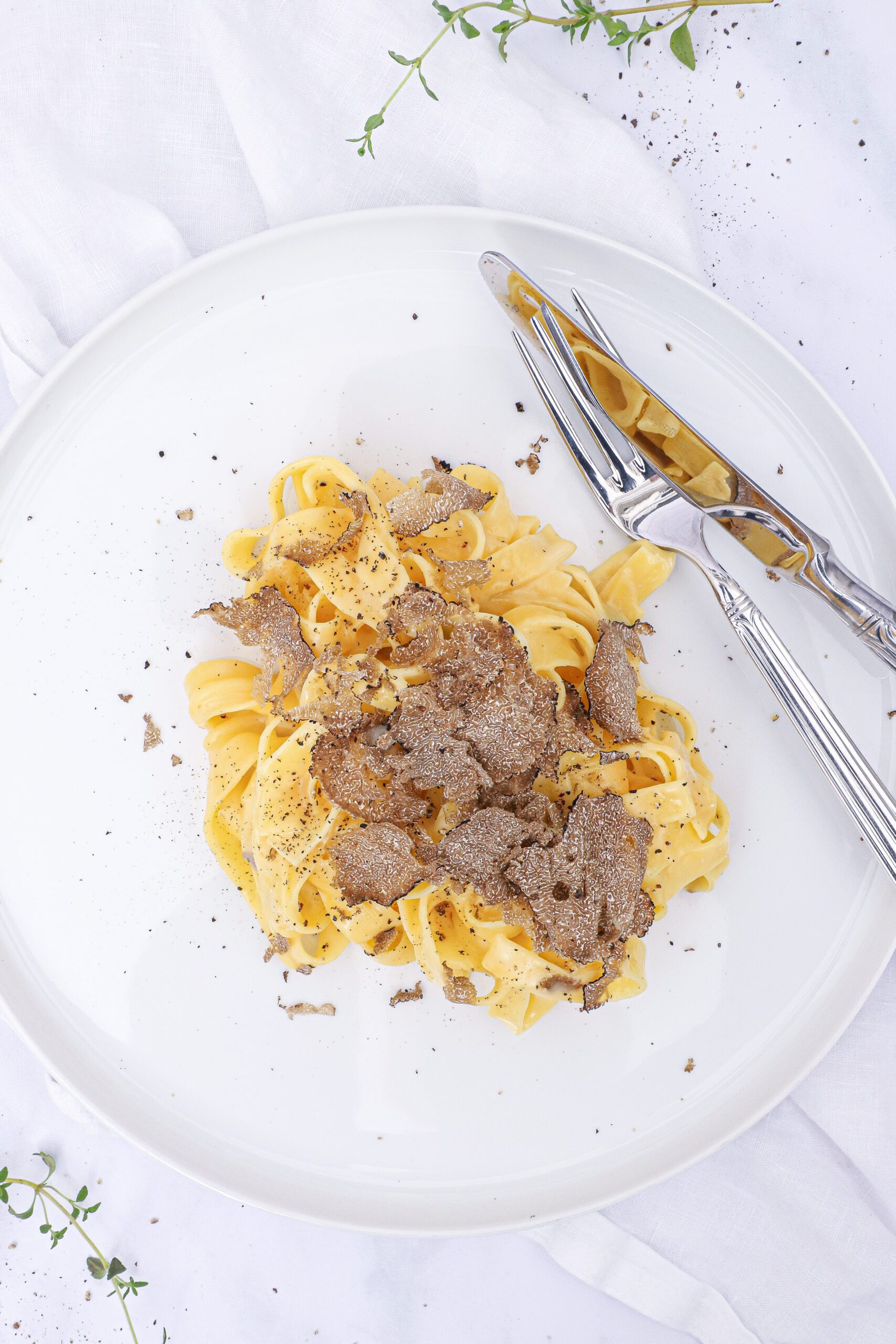 Cremet trøffelpasta - Opskrift på cremet pasta med frisk trøffel