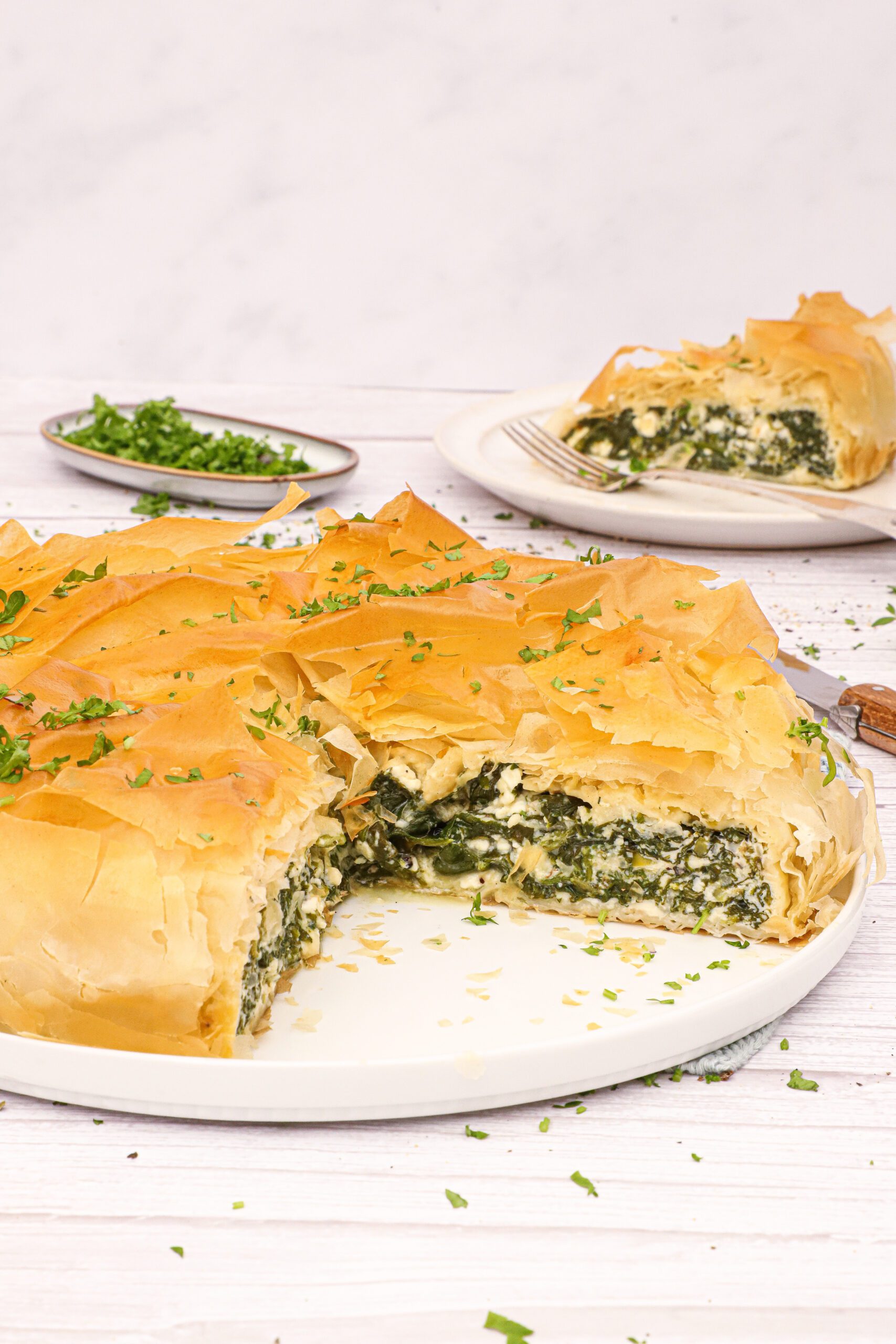 Spanakopita - Opskrift på græsk spinattærte med filodej