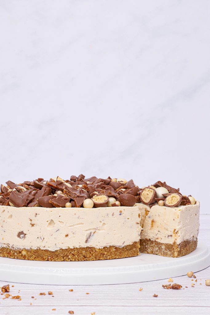 Daim cheesecake - Opskrift på cremet daim cheesecake