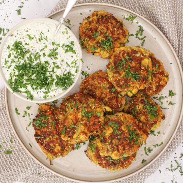 Sprøde grøntsagsfrikadeller - Opskrift på sprøde grøntsagsfrikadeller