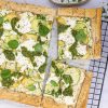Butterdejstærte med kartofler, squash og burrata - Opskrift på butterdejstærte