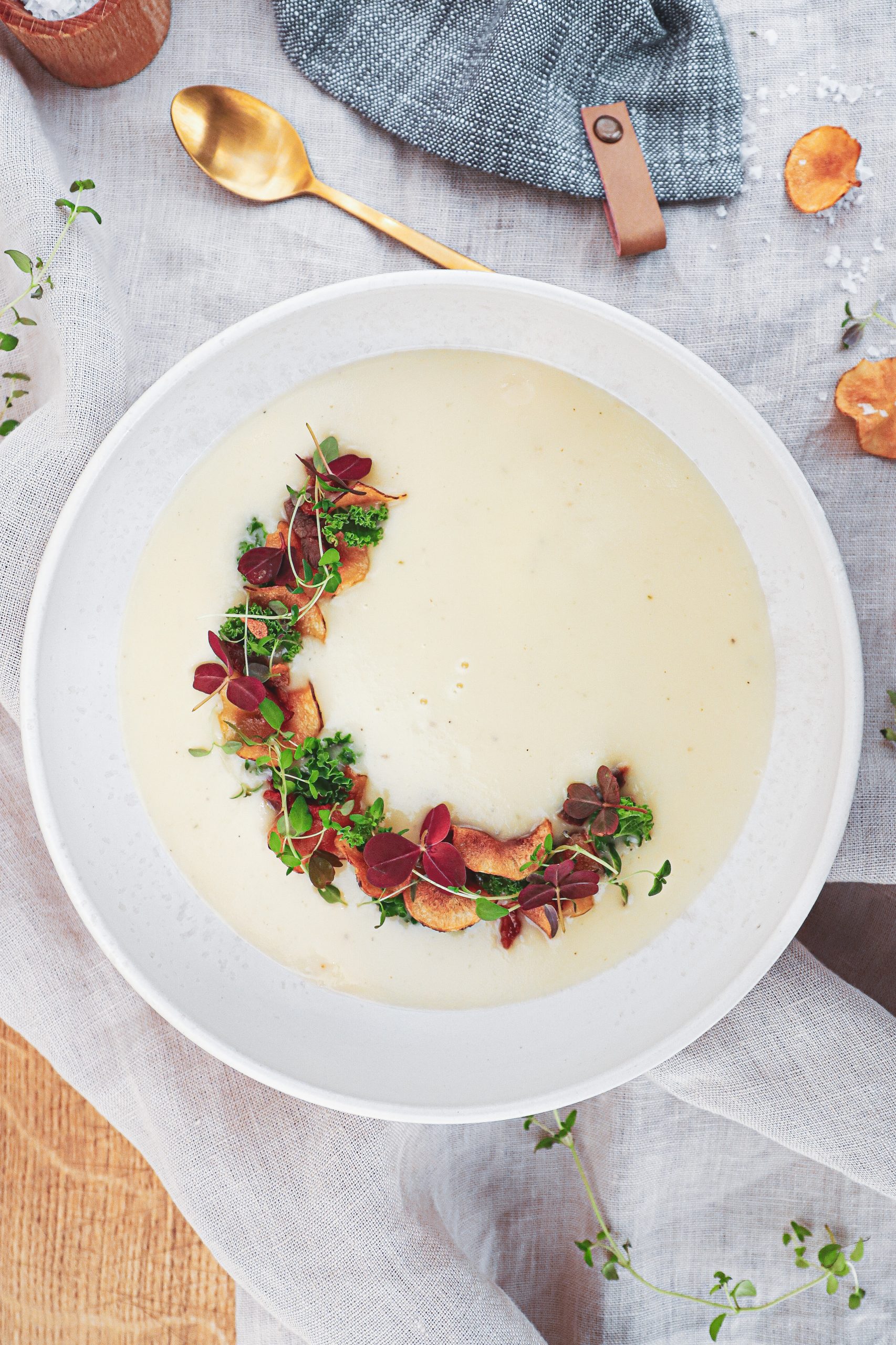 Jordskokkesuppe - Opskrift på cremet jordskokkesuppe