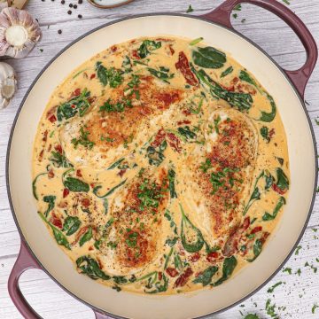 Kylling i flødesauce med soltørrede tomater - Opskrift på Tuscan Chicken