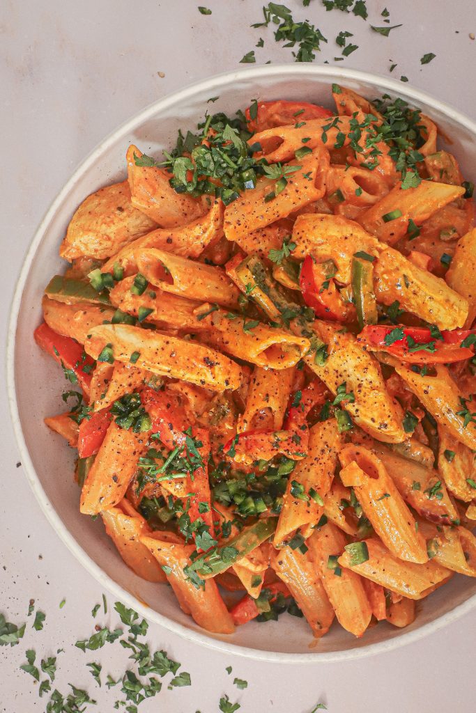 Fajita pasta med kylling - Opskrift på fajita pastaret med kylling og grøntsager
